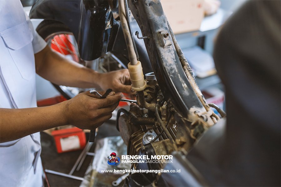 Servis sistem kelistrikan motor